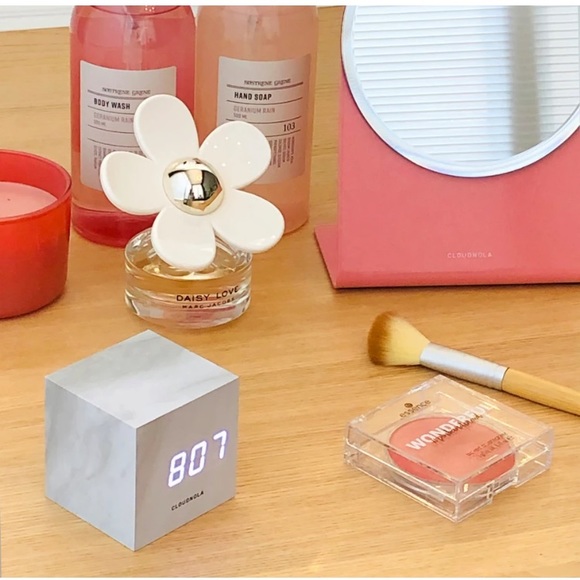 cloudnola Other - Cloudnola Block Clock